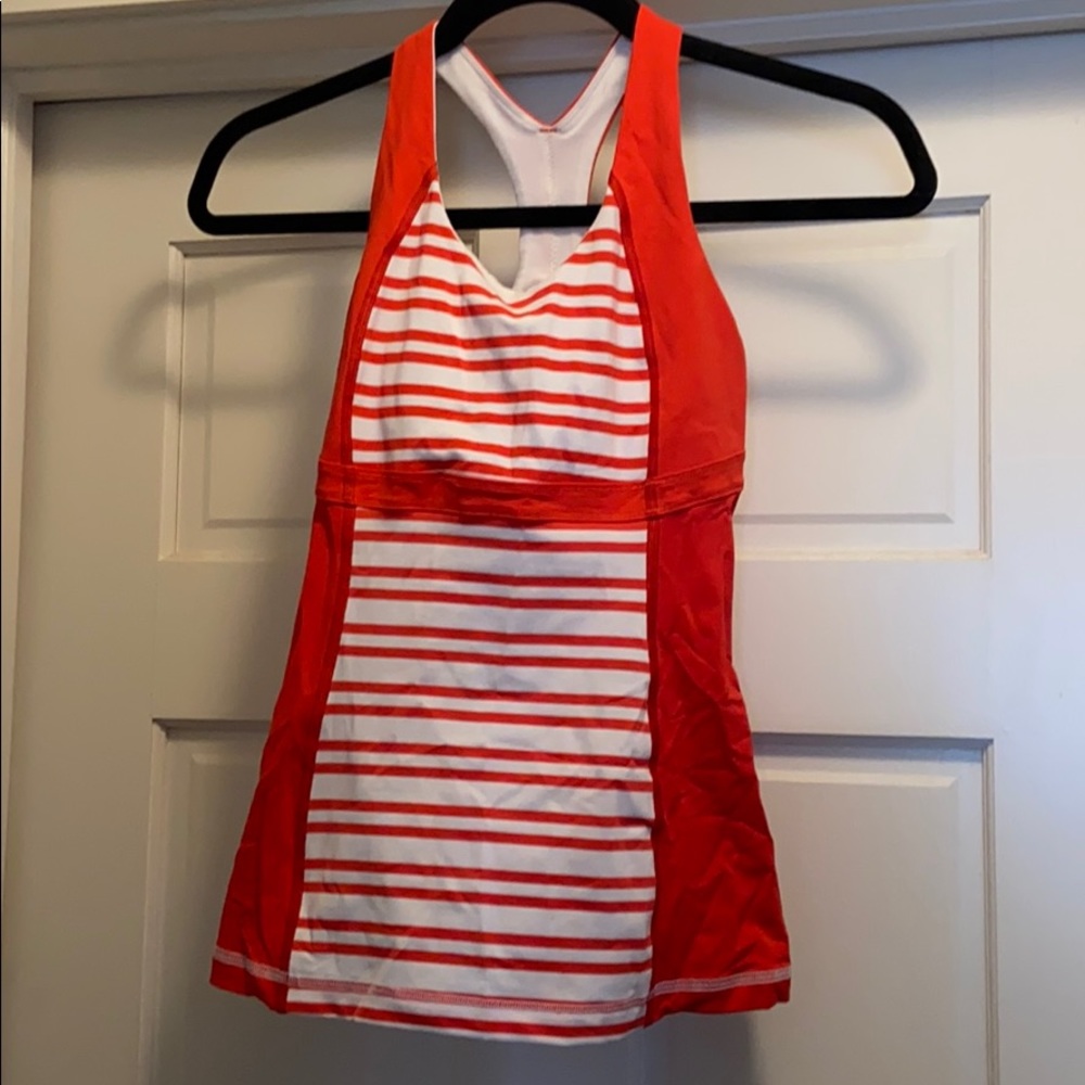 Lululemon tank!